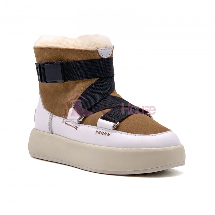 Ugg boots hot sale with buckles